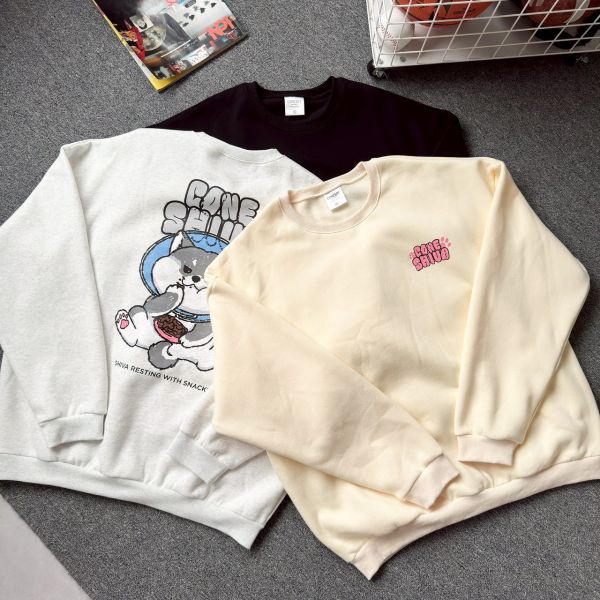 CONE SHIVA插畫感柴犬印花刷毛大學Tee 