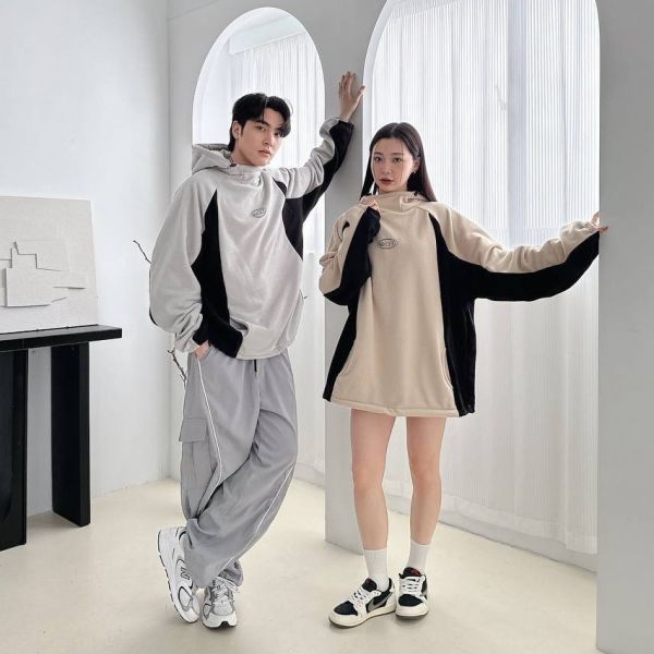 MAD撞色小高領抽繩帽Tee 