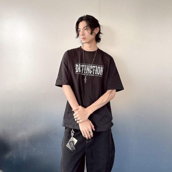 Distinction剝落字體美式印花短Tee 