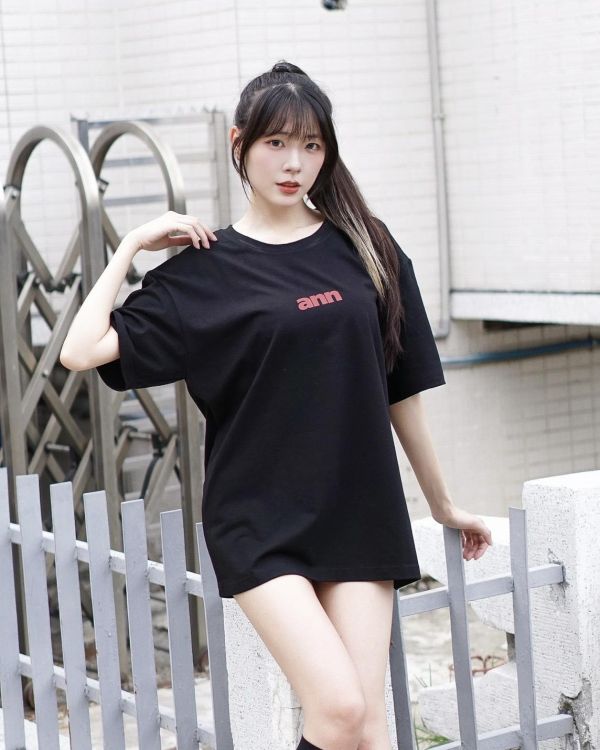 【現貨】美式ONES英字短Tee 
