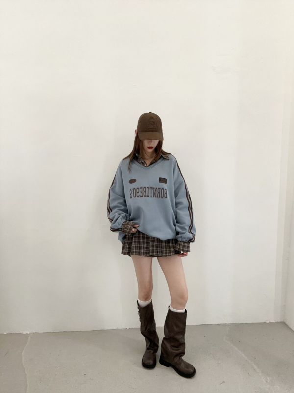 【預購】美式V領英字滾邊大學Tee 