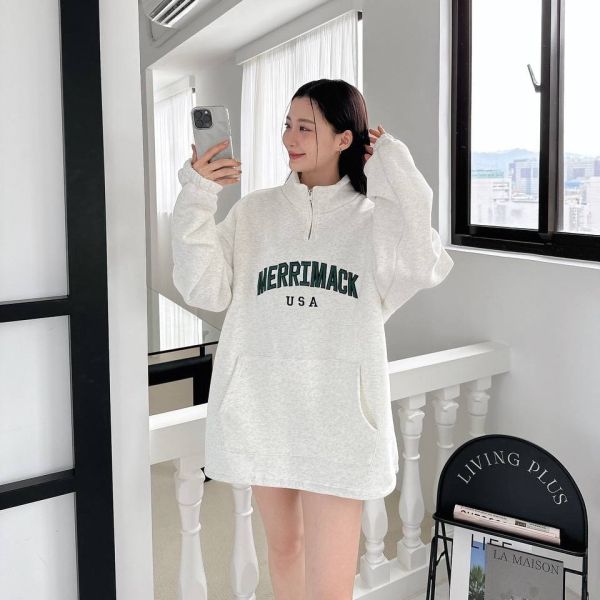 MERRIMACK半高領拉鏈刺繡刷毛大學Tee 