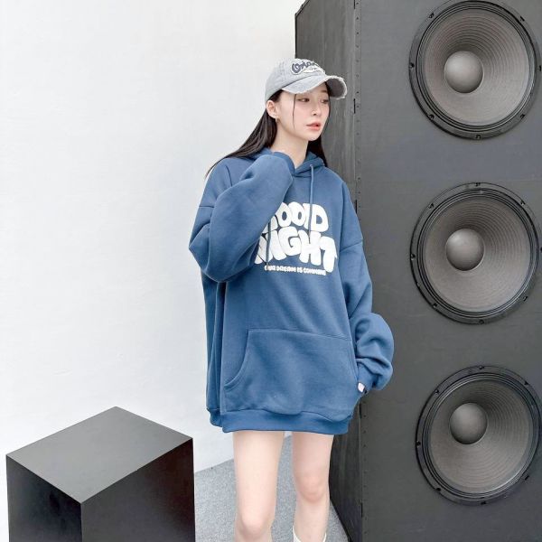 GOOD NIGHT發泡英字刷毛帽Tee 