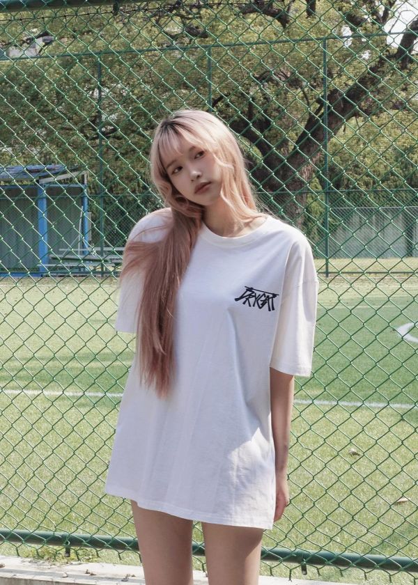 現貨【反差萌爆擊】厭世貓插畫短Tee 