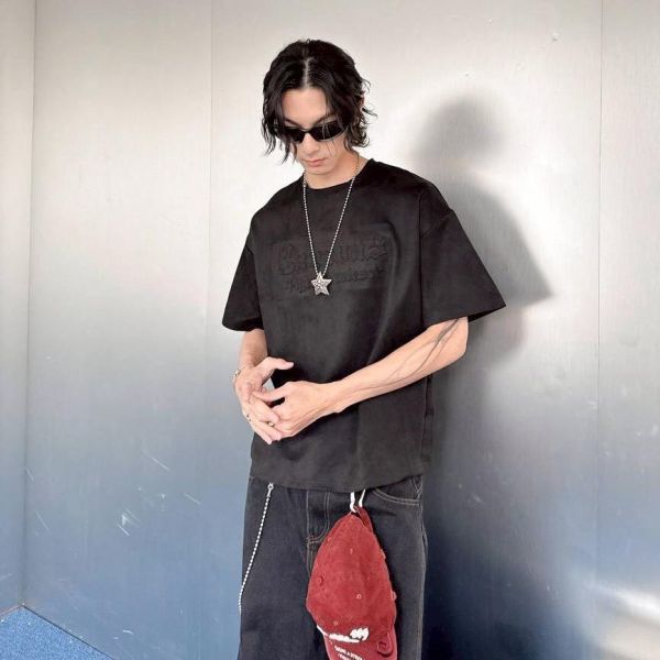 哥德字剛印麂皮短Tee 