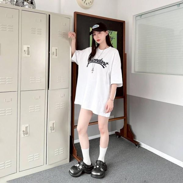 descendants貼布繡短Tee 