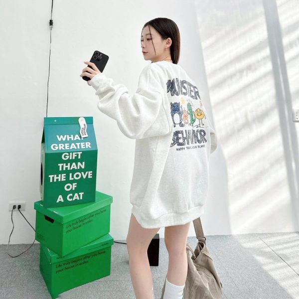 MONSTER BEHAVIOR怪獸插畫刷毛大學Tee 