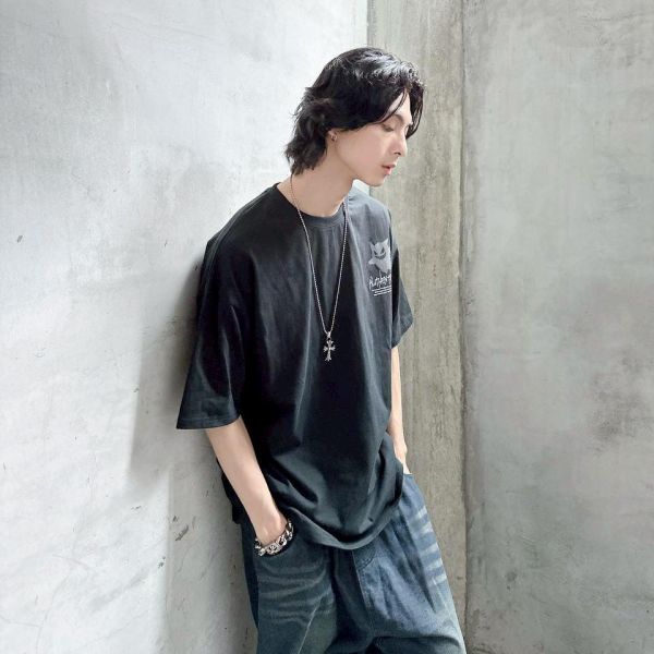 【現貨】AuTHENTICITY梗鬼反光炫彩短Tee 