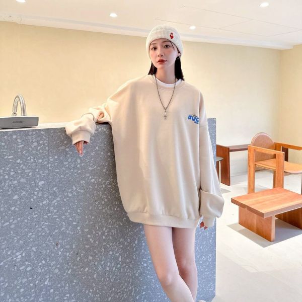 【預購】HOLIDAY DUCK懶散鴨插畫大學Tee 