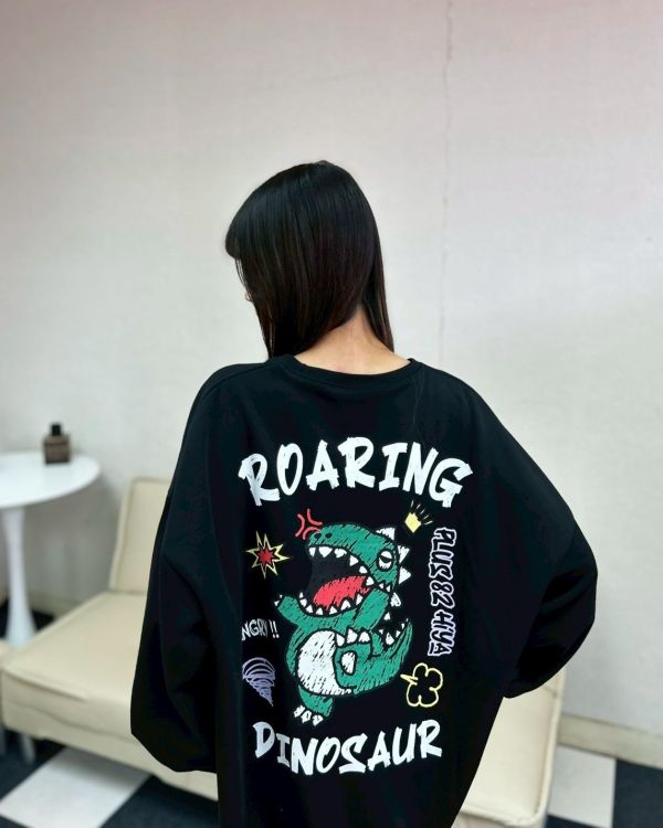 【現貨+預購】ROARING恐龍塗鴉大學Tee 