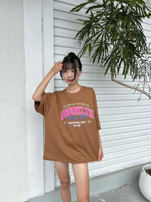 【現貨】BROOKLYN字母Tee 
