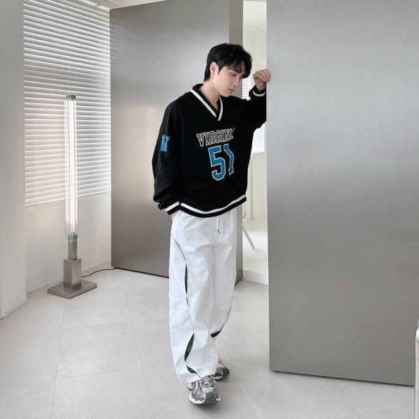 VIRGINIA 51V領撞色棒球大學Tee 