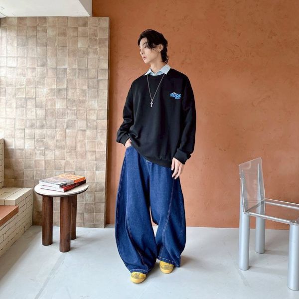 【預購】HOLIDAY DUCK懶散鴨插畫大學Tee 