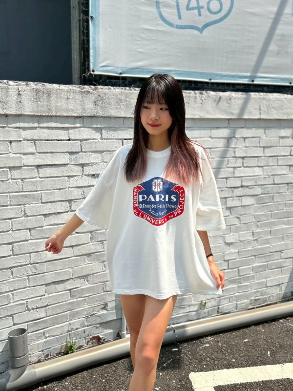【現貨】PARIS巴黎徽章美式印花Tee 