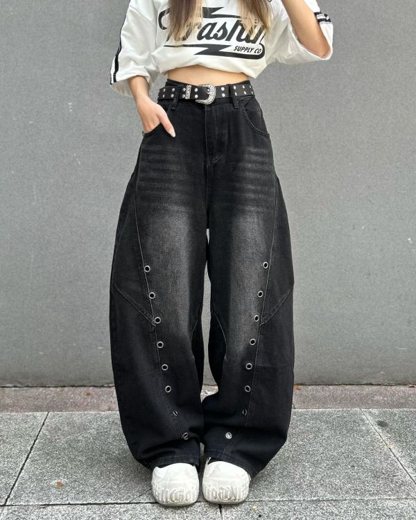 現貨【比例必殺技】金屬鏤空洞洞彎刀褲 