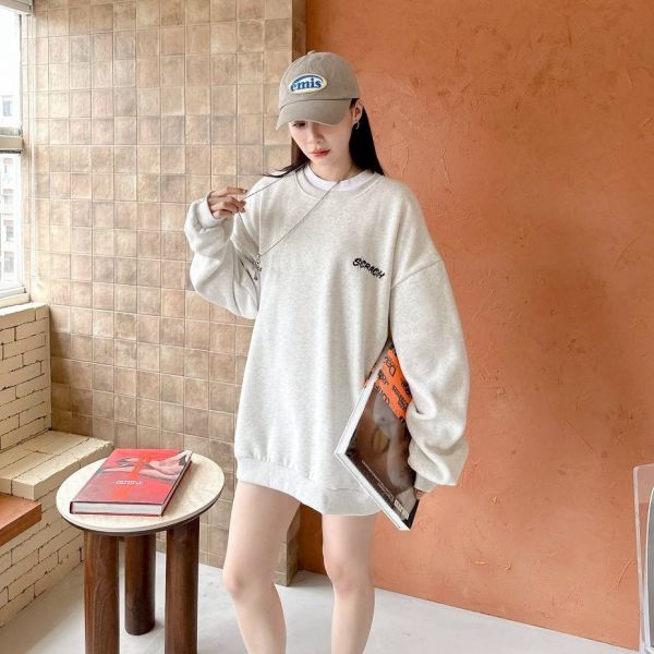 SCRACH插畫感貓咪刷毛大學Tee 