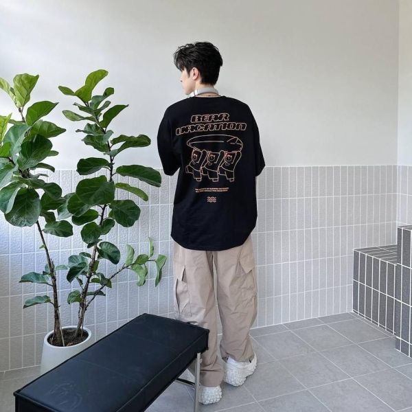 BEAR VACATION鏤空字體小熊短Tee 