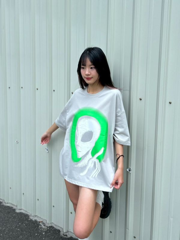 【現貨】宇宙外星人Tee 