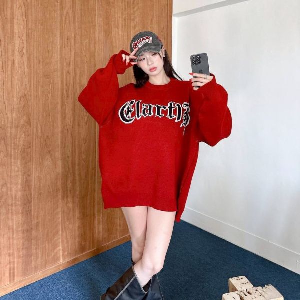 哥德字撞色毛衣 