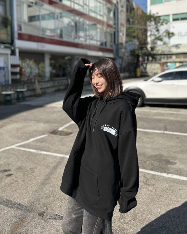 現貨【牛奶暖絨】泡泡英字手指牛奶絨帽Tee 