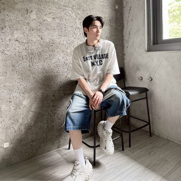 EAST VILLAGE N.Y.C 英字Tee 