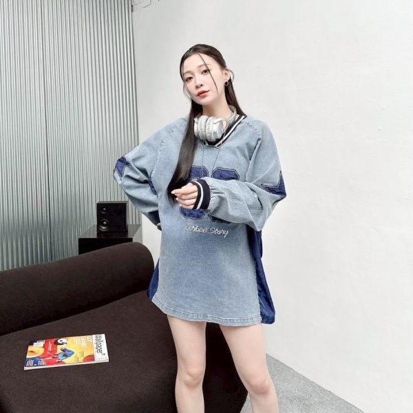 水洗貼布刺繡大學Tee 