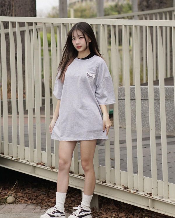 【現貨】newyork 立體陰影字短Tee 