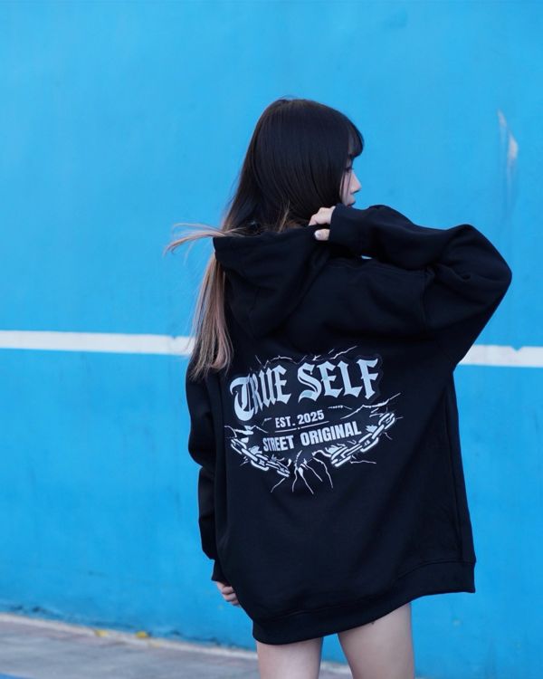 現貨【牛奶暖絨】STREET美式歌德鎖鏈牛奶絨帽Tee 