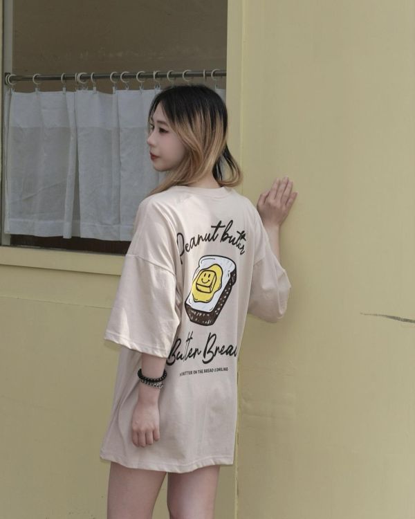 【現貨】笑臉奶油吐司印花短Tee 