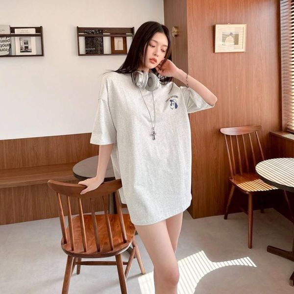 【現貨】.狗狗字母印花短Tee 