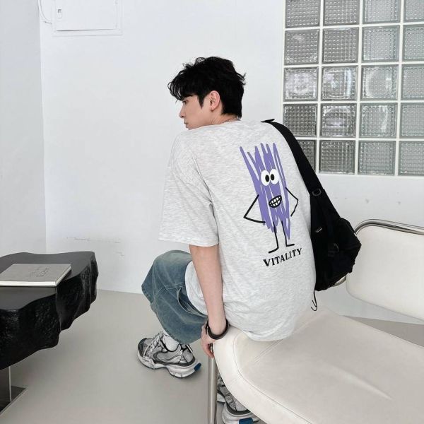 現貨+預購【團服包色首選】手繪表情塗鴉短Tee 