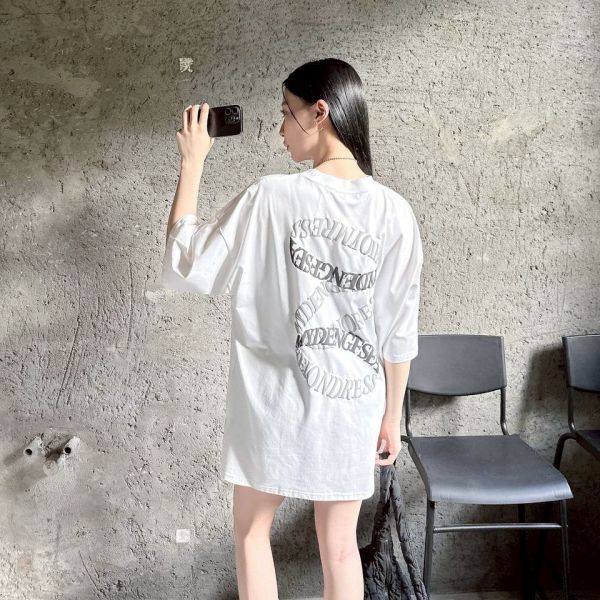 【SORONA®現貨】發泡螺旋哥德字涼感Tee 