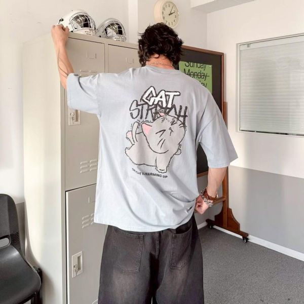 【現貨】貓咪伸展塗鴉感印花短Tee 