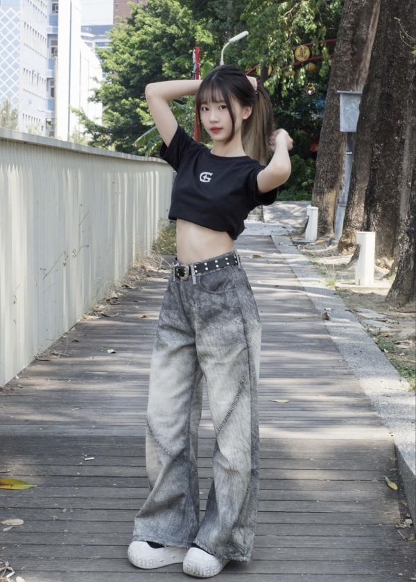 現貨【腿型升級器】美式髒染水洗彎刀褲 