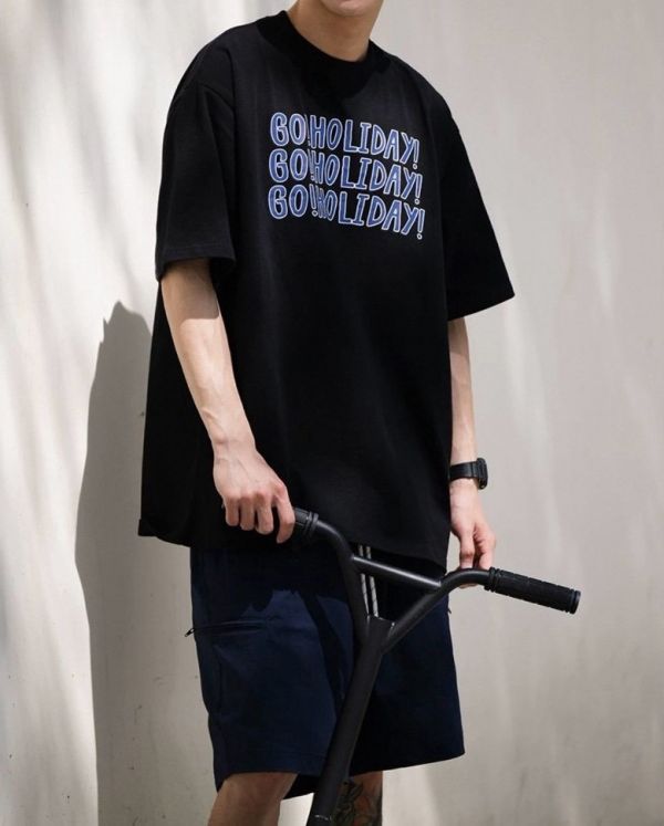 【預購】GO!HOLIDAY!英字Tee 