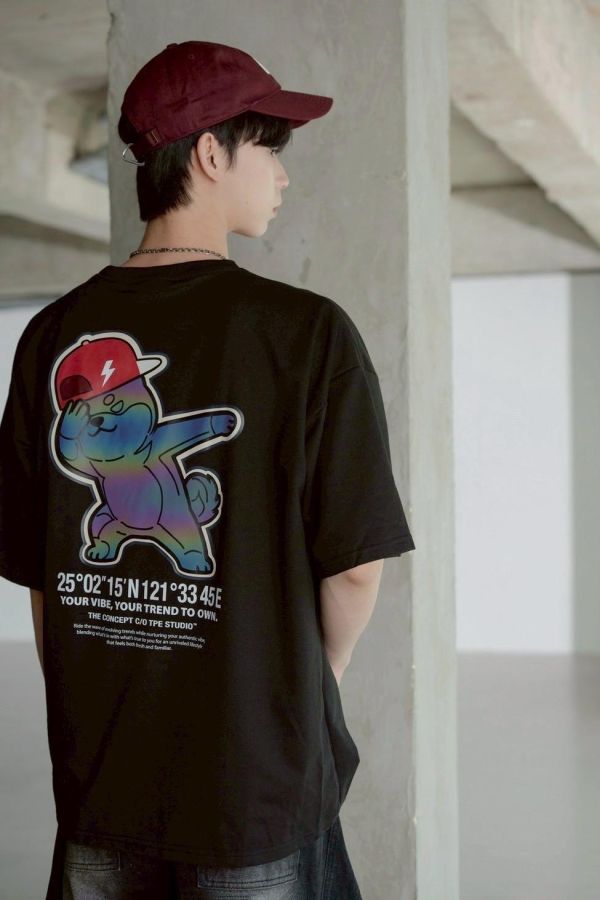 【現貨】閃電貓柴犬炫彩反光短Tee 