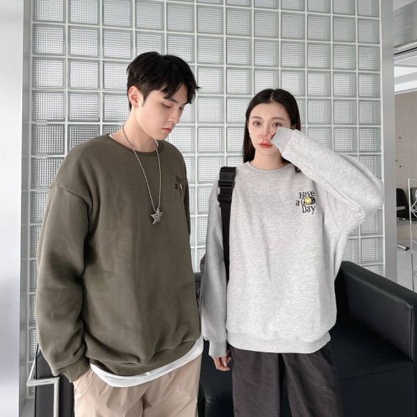 刺繡GOOD DAY笑臉刷毛大學Tee 