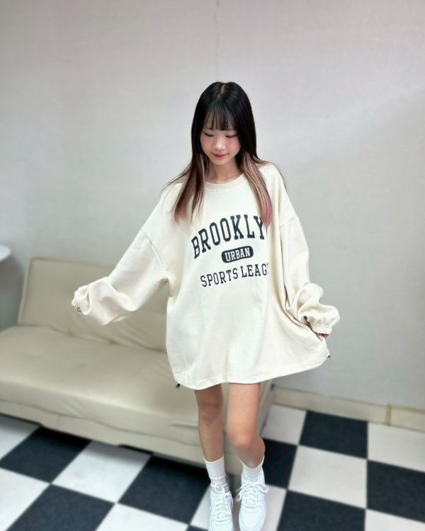 【現貨+預購】BROOKLYN 束口印花大學Tee 