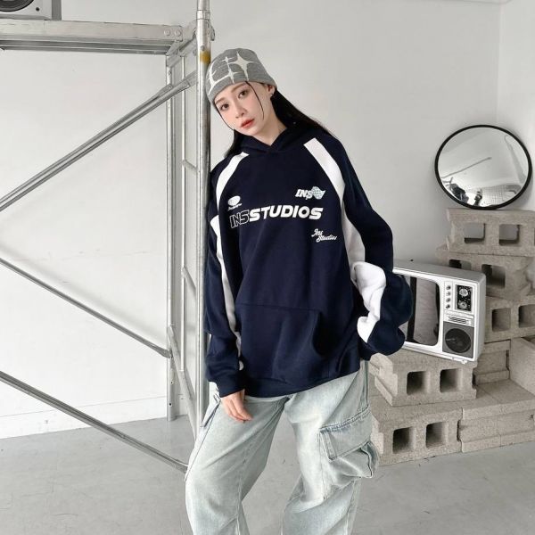 【現貨】INSSTUDIOS肩袖拼接刷毛帽Tee 