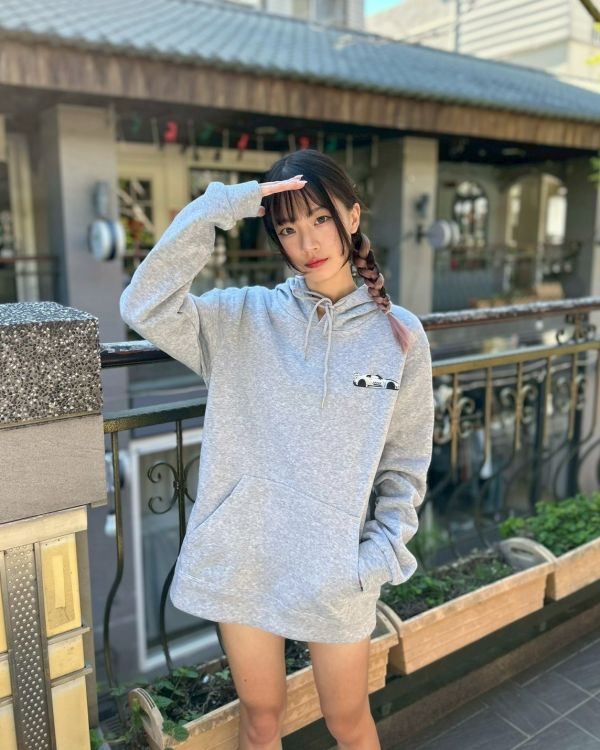 賽車英文刷毛帽Tee 