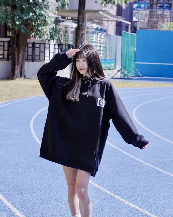 現貨【牛奶暖絨】Driver Cat復古汽車牛奶絨帽Tee 