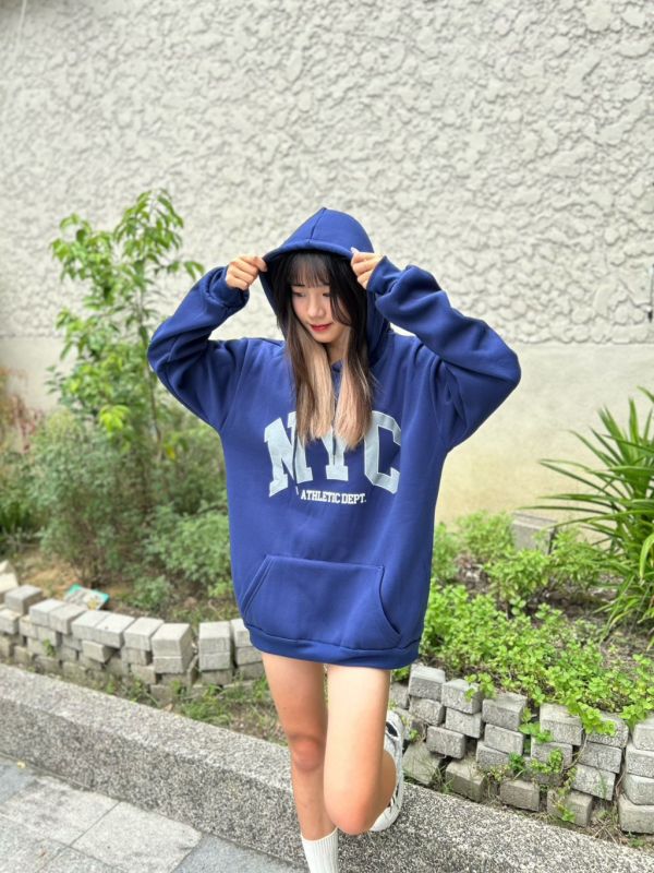 【現貨】NYC英字短絨刷毛帽Tee 