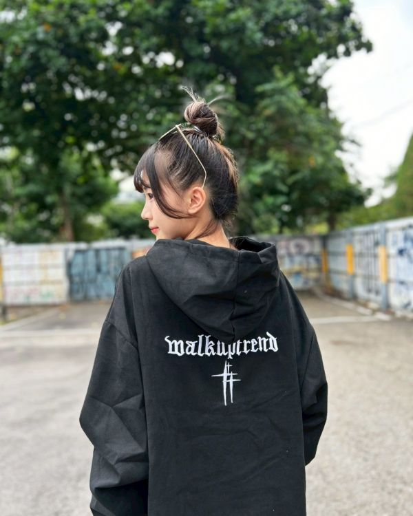 【現貨】歌德刺繡麂皮帽Tee 