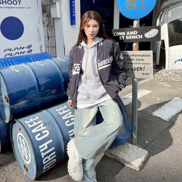 SanFrancisco肩章刺繡鋪棉棒球外套 