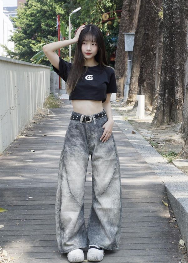 現貨【腿型升級器】美式髒染水洗彎刀褲 