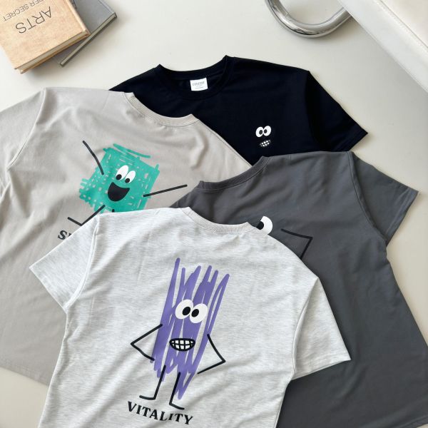 現貨+預購【團服包色首選】手繪表情塗鴉短Tee 