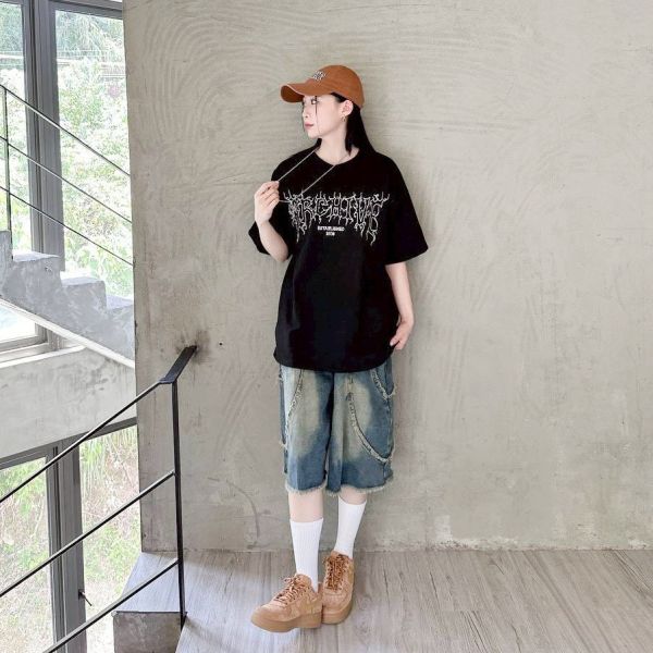 【現貨】ESTABLISHED 2018荊棘簍空字體麂皮Tee 