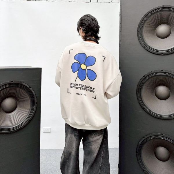 刺繡對焦框花朵大學Tee 