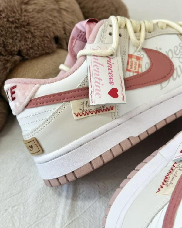 【訂製款】Nike Dunk草莓泡芙 