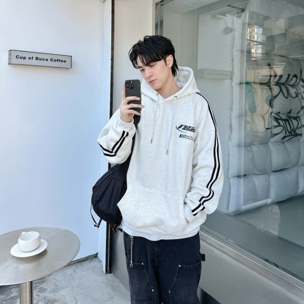 nGP斑駁感字體雙線刷毛帽Tee 